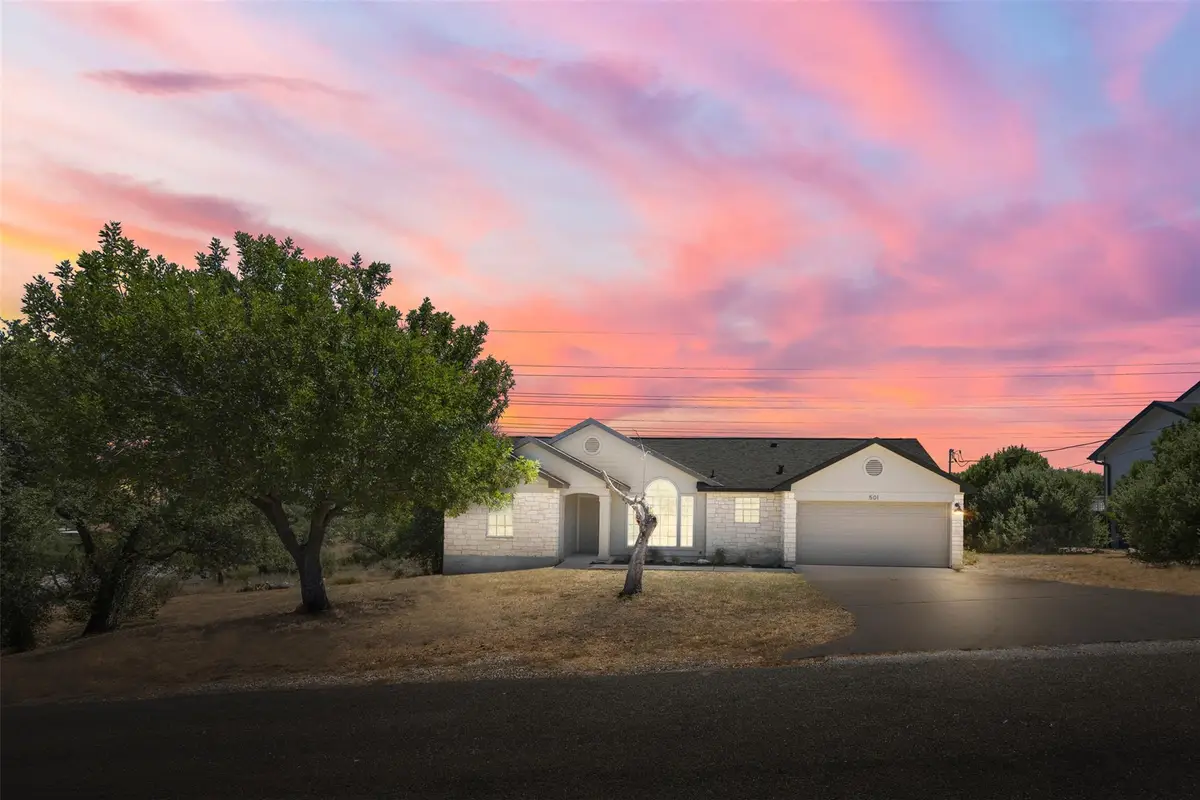 501 Royal Ct, Horseshoe Bay, TX 78654 - #1