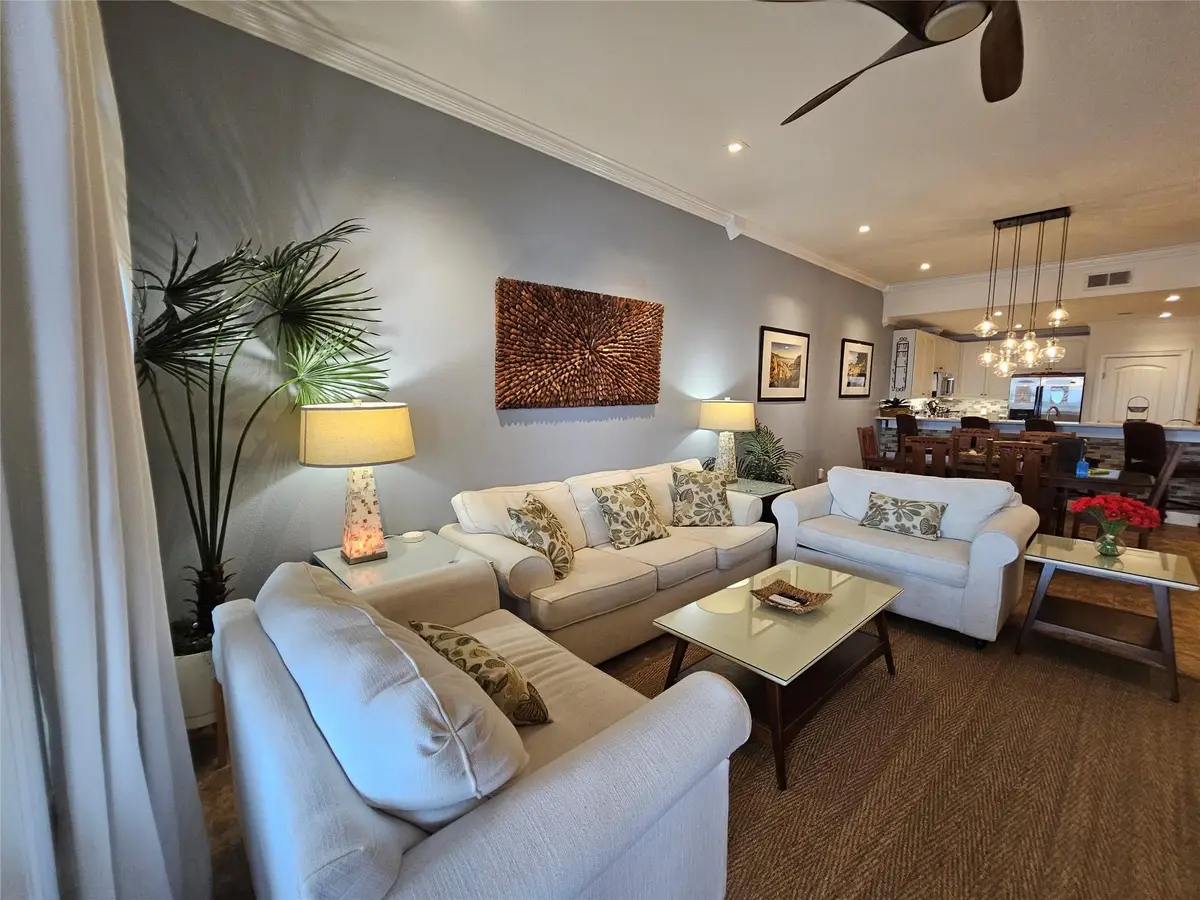 1001 The Cape Rd #32, Horseshoe Bay, TX 78657 - #1