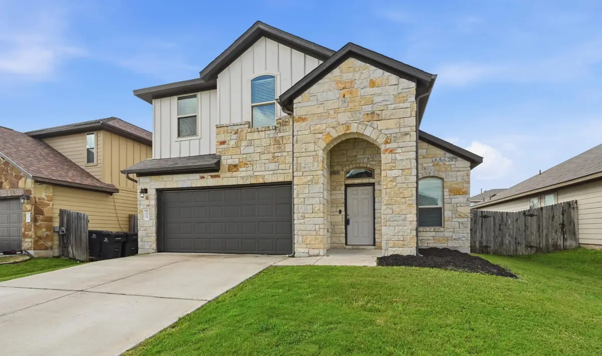 209 Noddy Rd, Buda, TX 78610 - #1