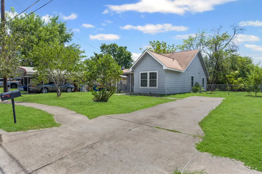 6109 Club Ter, Austin, TX 78741 - Image #2