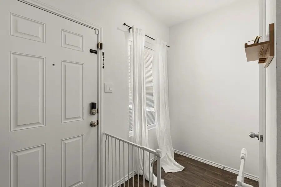 209 Ehrlich St, Kyle, TX 78640 - Image #3