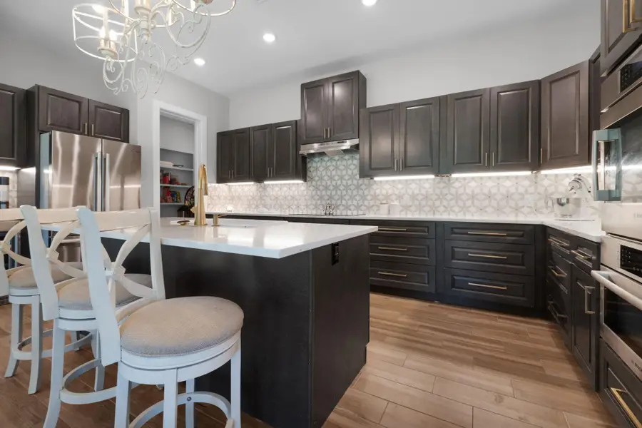 908 Sandy Mountain Dr, Llano, TX 78643 - Image #2