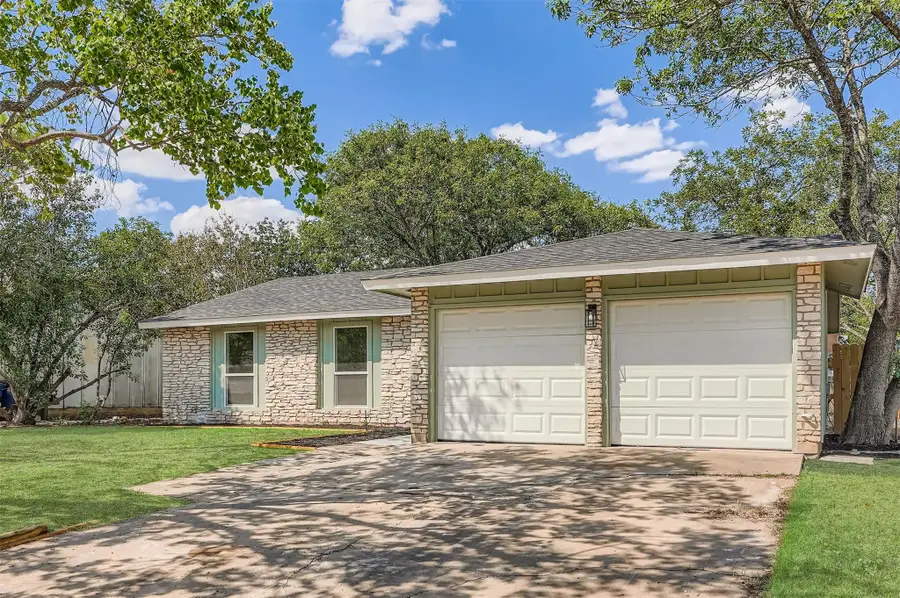 7806 Whitsun Dr, Austin, TX 78749 - Image #2