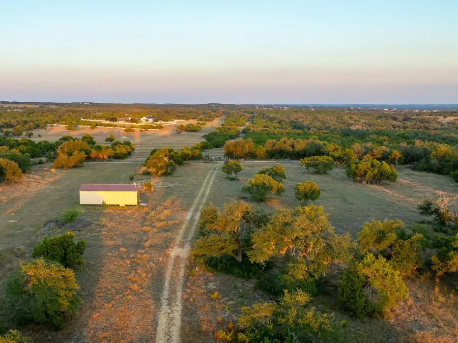 3230 W Fitzhugh Rd, Dripping Springs, TX 78620 - #2