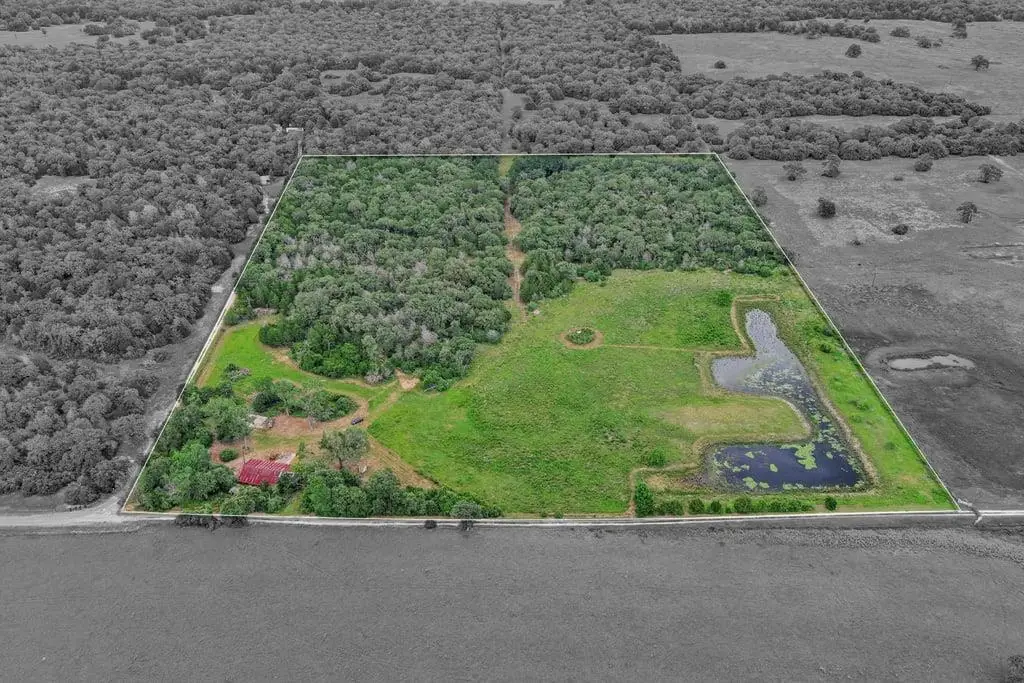 1910 E County Road 415, Lexington, TX 78947 - #1