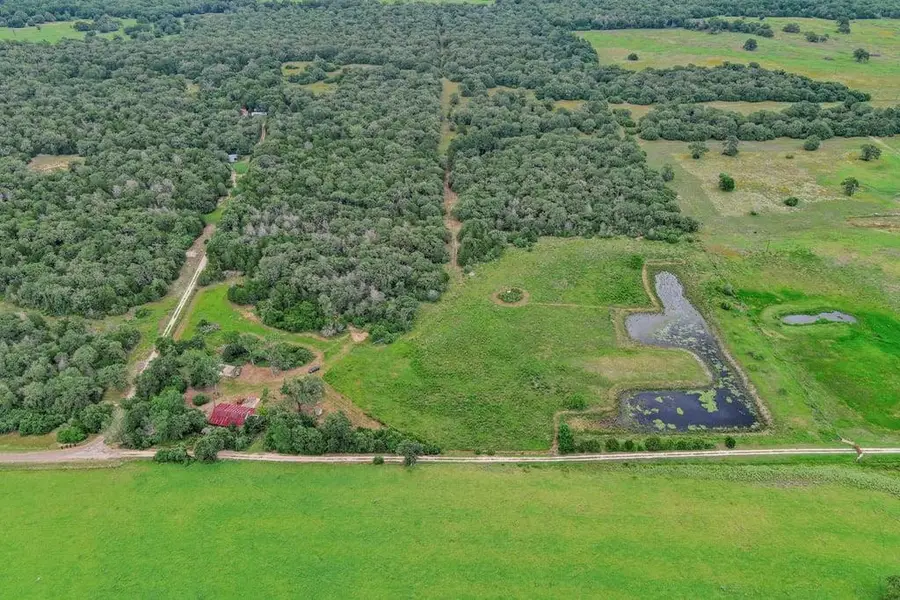 1910 E County Road 415, Lexington, TX 78947 - #2