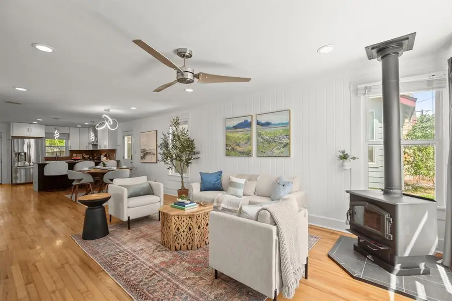 1184 Navasota St, Austin, TX 78702 - #3