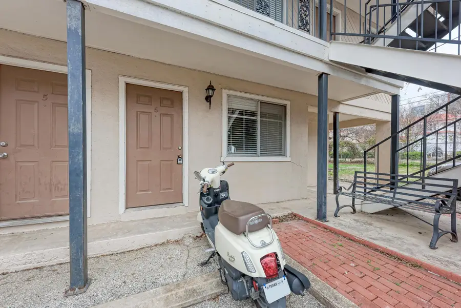 1010 W 23rd St #5, Austin, TX 78705 - #3