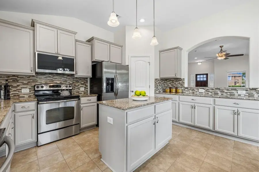 1100 Kingston Lacy Blvd, Pflugerville, TX 78660 - #3