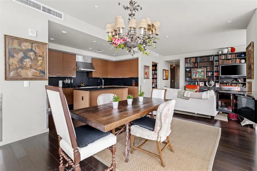 200 Congress Ave #11F, Austin, TX 78701 - #3