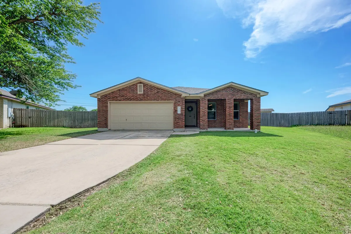 311 Creek Ledge Dr, Hutto, TX 78634 - #1