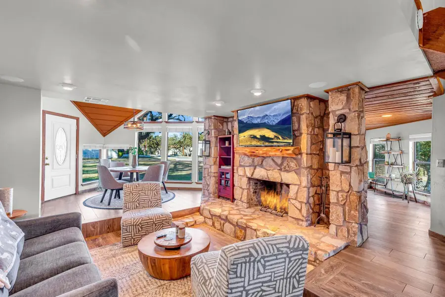 318 Coventry Rd, Spicewood, TX 78669 - Image #3