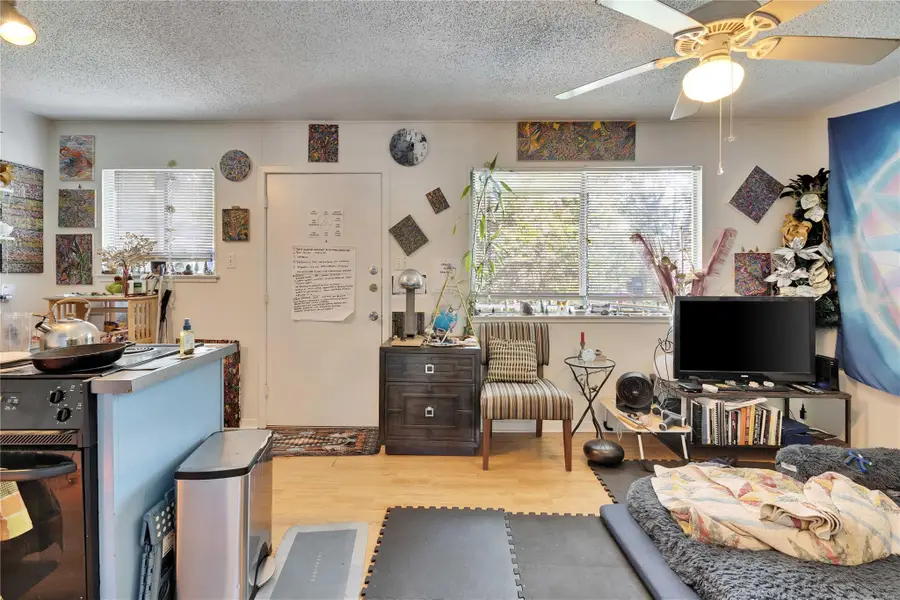 2721 Hemphill Park #B203, Austin, TX 78705 - Image #2