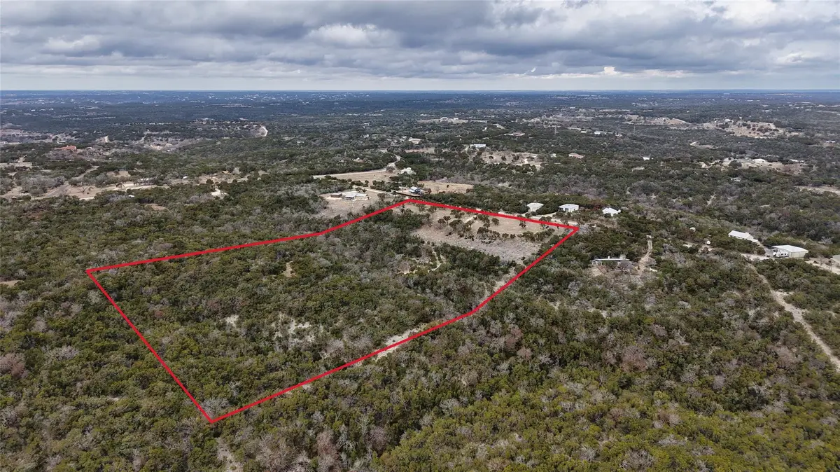 137 Honeycomb Ln, Kerrville, TX 78028 - Image #1