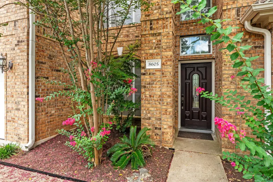 8605 Axis Dr, Austin, TX 78749 - #3