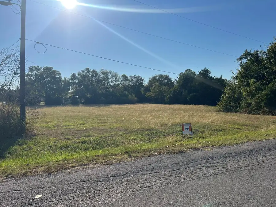 Lot 1 Block 4 W Bell St, Bartlett, TX 76511 - Image #2