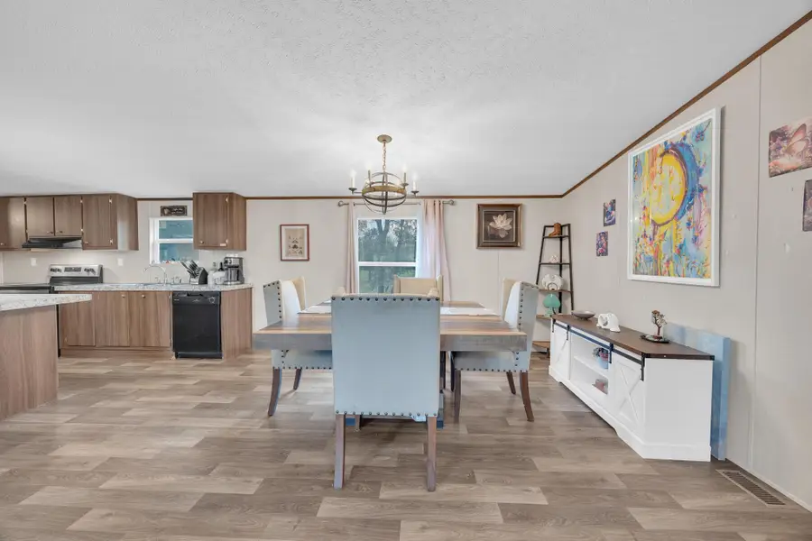 354 Oak Arbor Trl, Del Valle, TX 78617 - Image #2