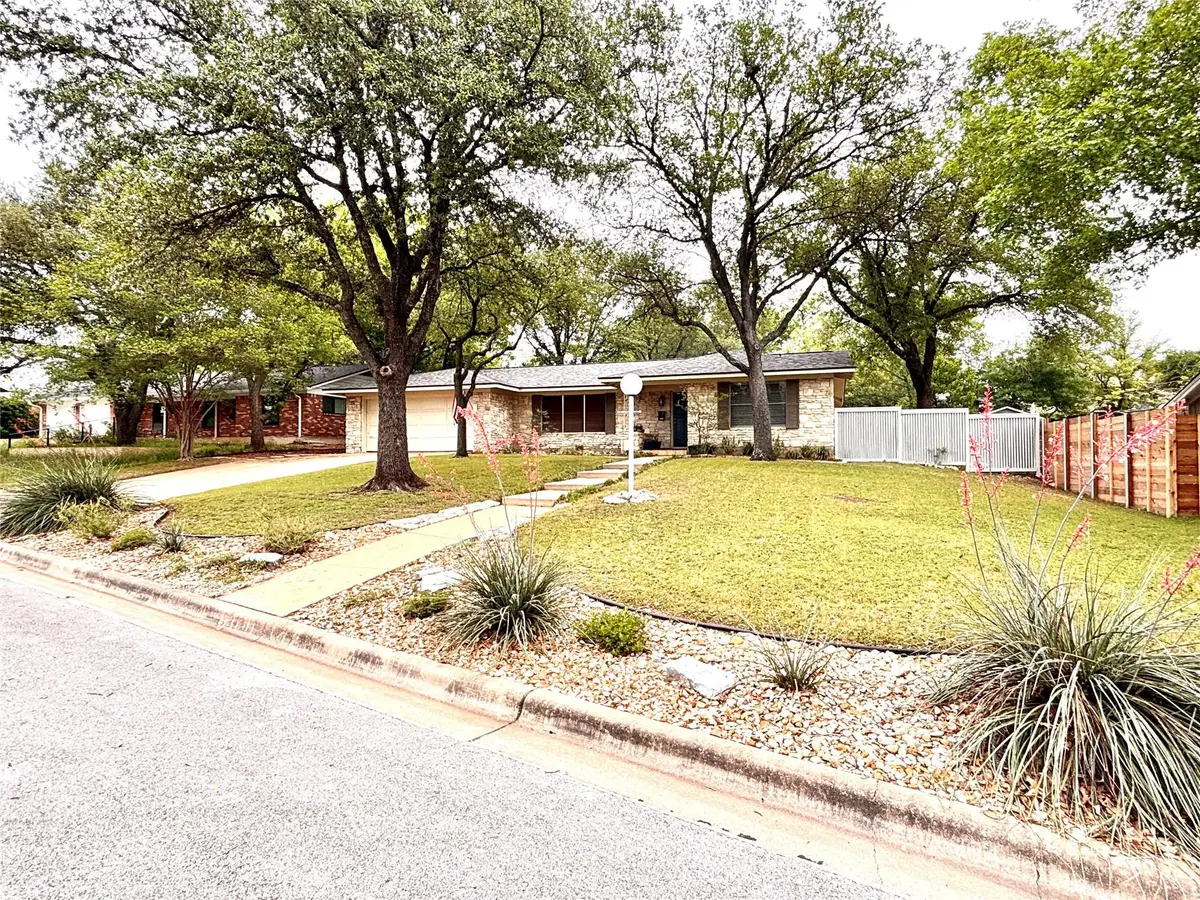 7505 Greenhaven Dr, Austin, TX 78757 - #1
