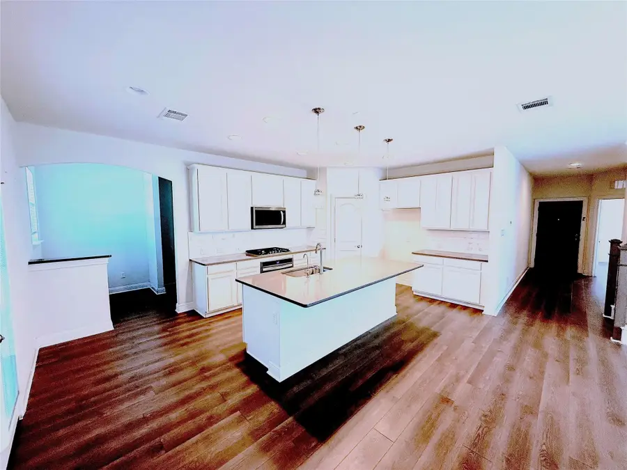 138 Fern Dr, Buda, TX 78610 - #2