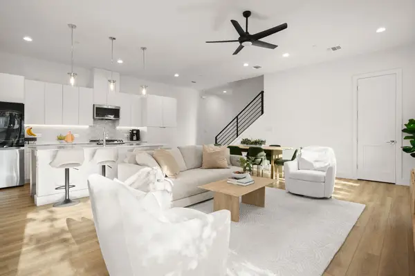 595 Old Mill Rd #206, Cedar Park, TX 78613