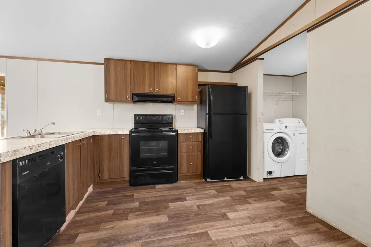 106 Sunflower Fld, Elgin, TX 78621 - Image #1