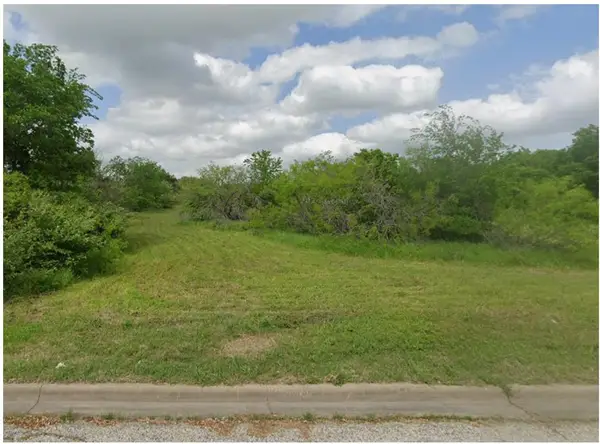 TBD Lot 1 W Boundary St, Giddings, TX 78942