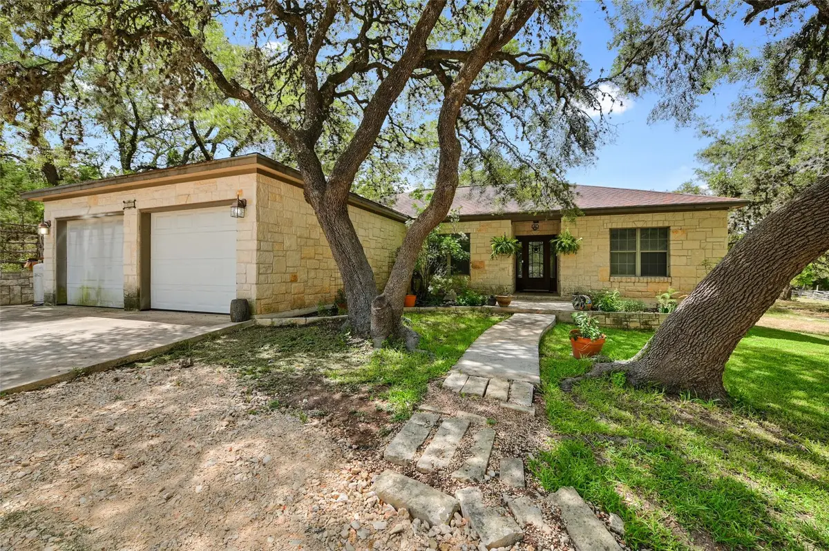 106 Masonic Lodge Rd, Wimberley, TX 78676 - Image #1