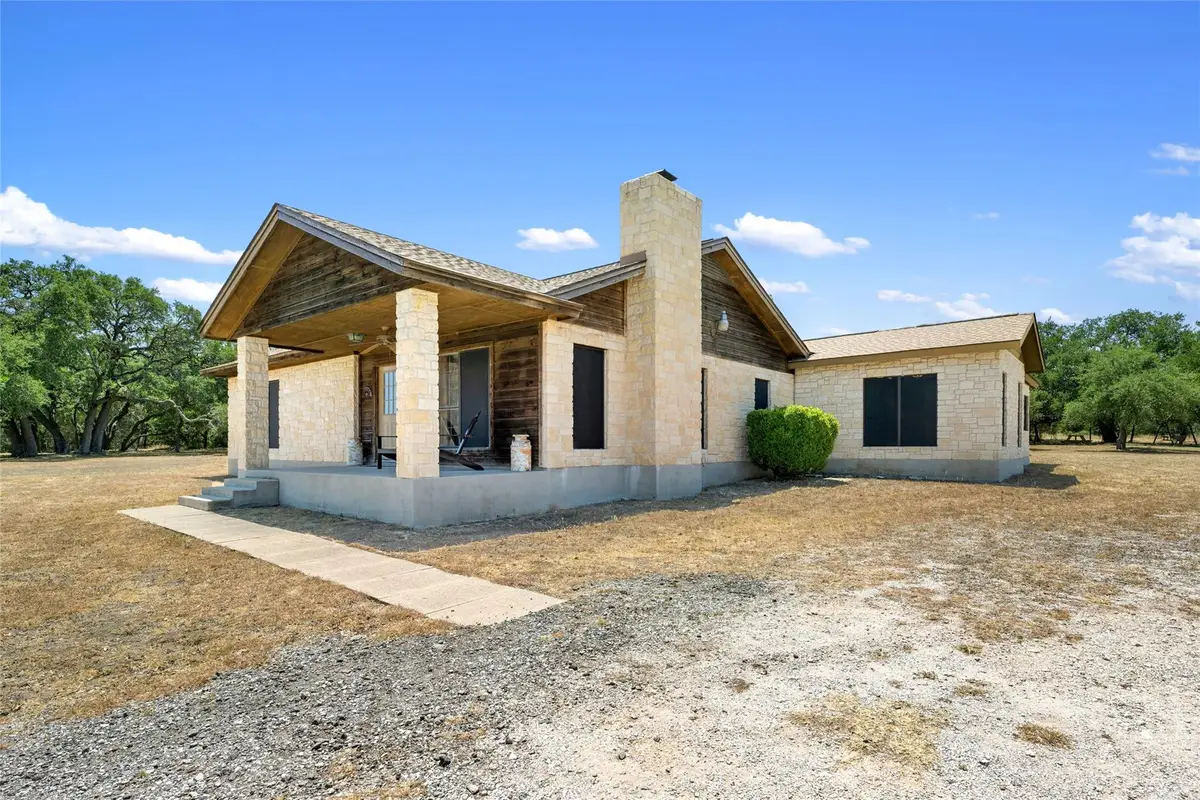 120 Craigen Rd, Liberty Hill, TX 78642 - #1