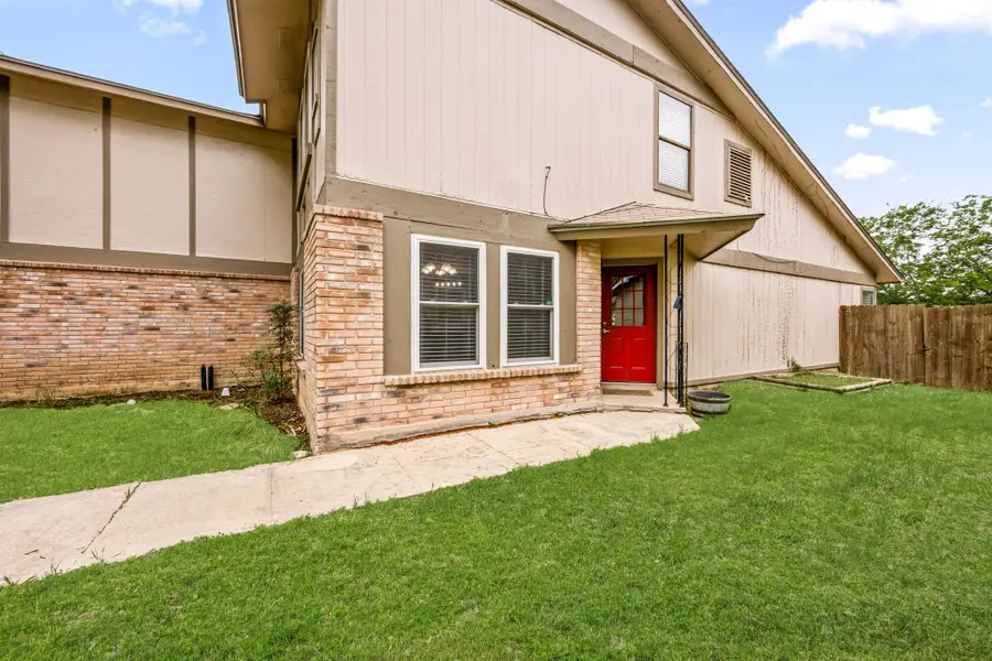 9735 Fortune Ridge Dr, Converse, TX 78109 - #3