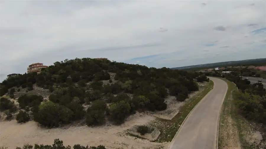 516 Bella Montagna Cir, Austin, TX 78734 - Image #3