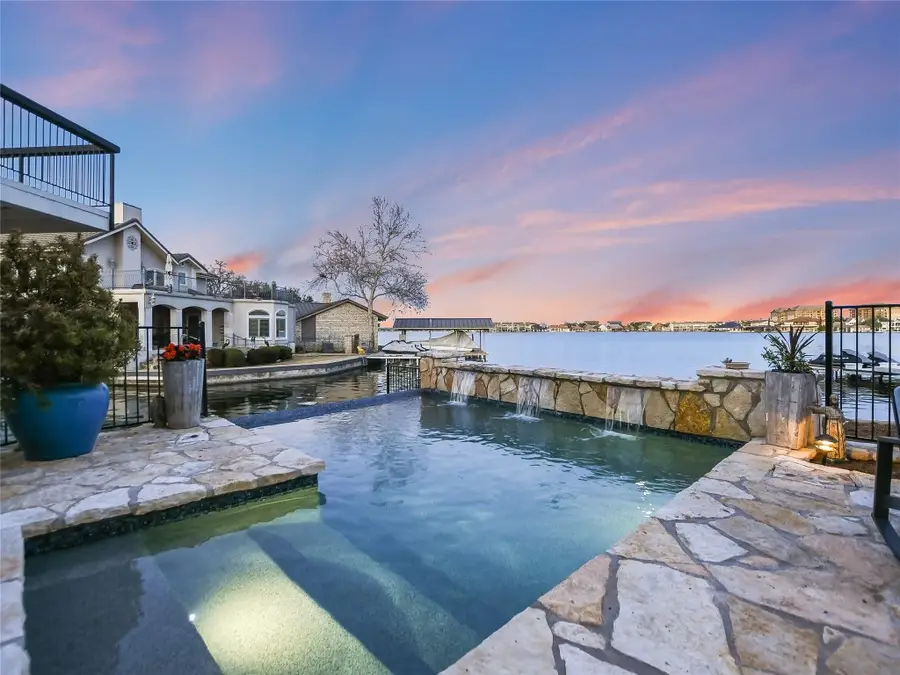 108 Third Sid, Horseshoe Bay, TX 78657 - Image #2