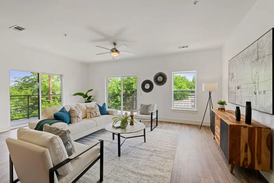 6444 Burnet Rd #204, Austin, TX 78757 - Image #2