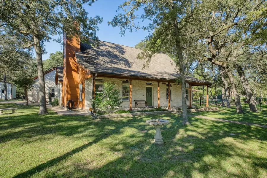 226 Cedar Hills Dr, Elgin, TX 78621 - #2