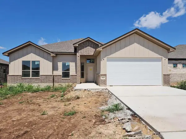 712 Eagle Claw Dr, Salado, TX 76571