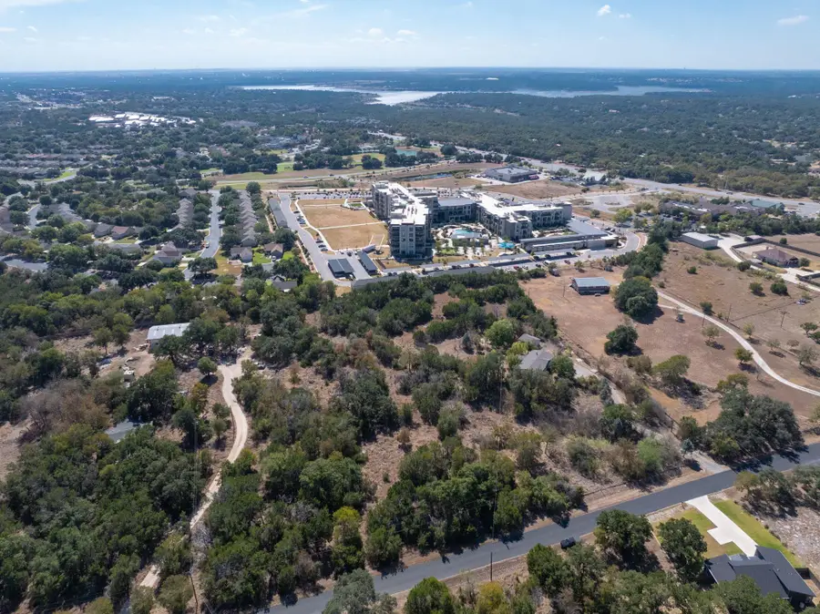 6715 S Lakewoods Dr, Georgetown, TX 78633 - Image #3