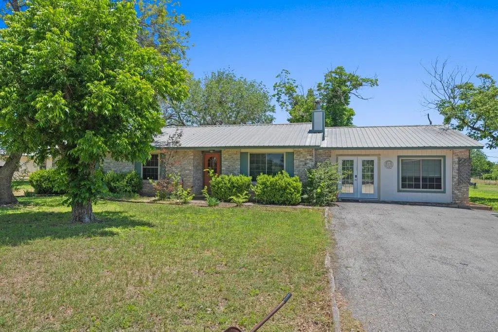1961 Bolton Rd, Marion, TX 78124 - #1