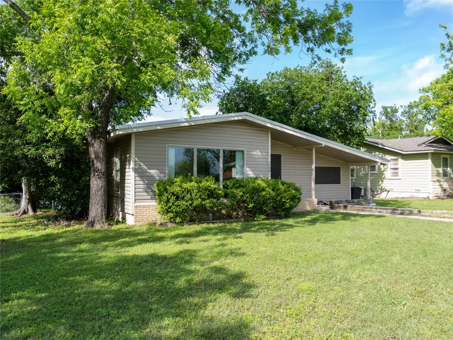 1120 Nix Rd, Lampasas, TX 76550 - #2