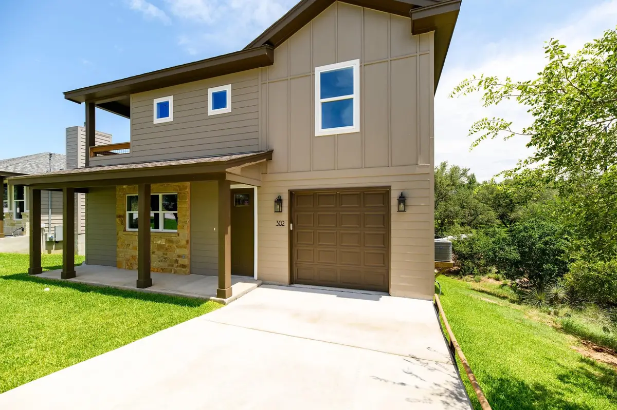 302 Castlehigh Dr, Granite Shoals, TX 78654 - #1