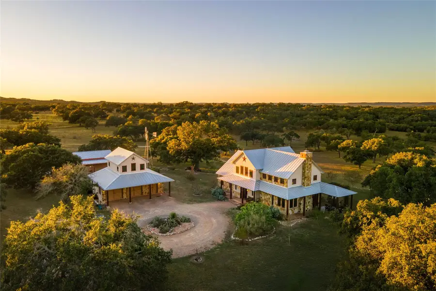 5059 Trainer Wuest Rd, Blanco, TX 78606 - #2