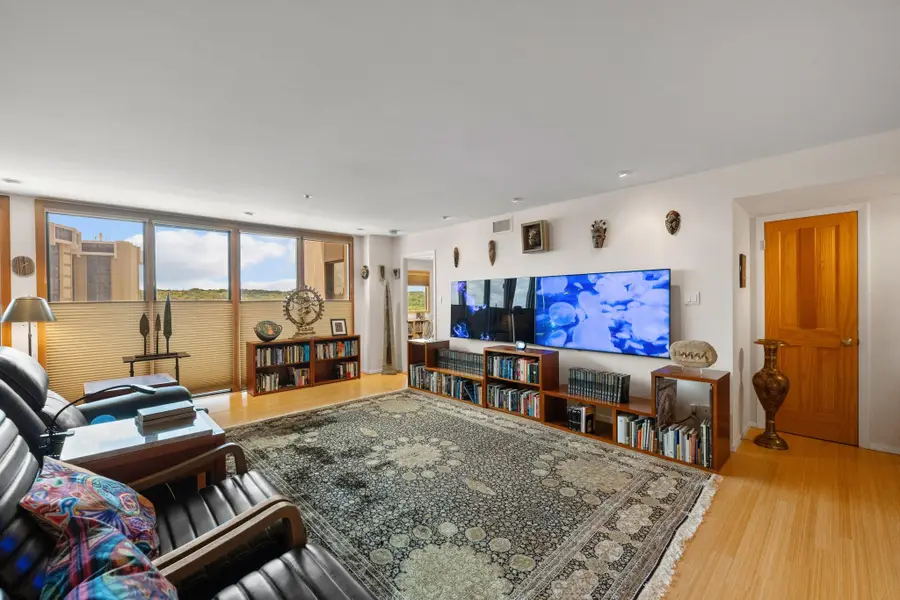 40 N Interstate 35 #7D4, Austin, TX 78701 - #2