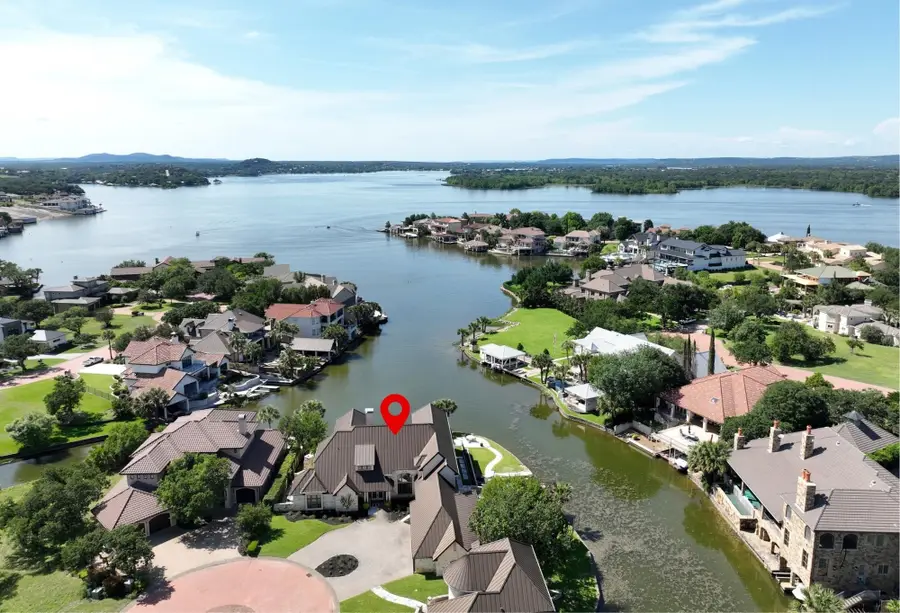 84 Applehead Island Dr, Horseshoe Bay, TX 78657 - #2