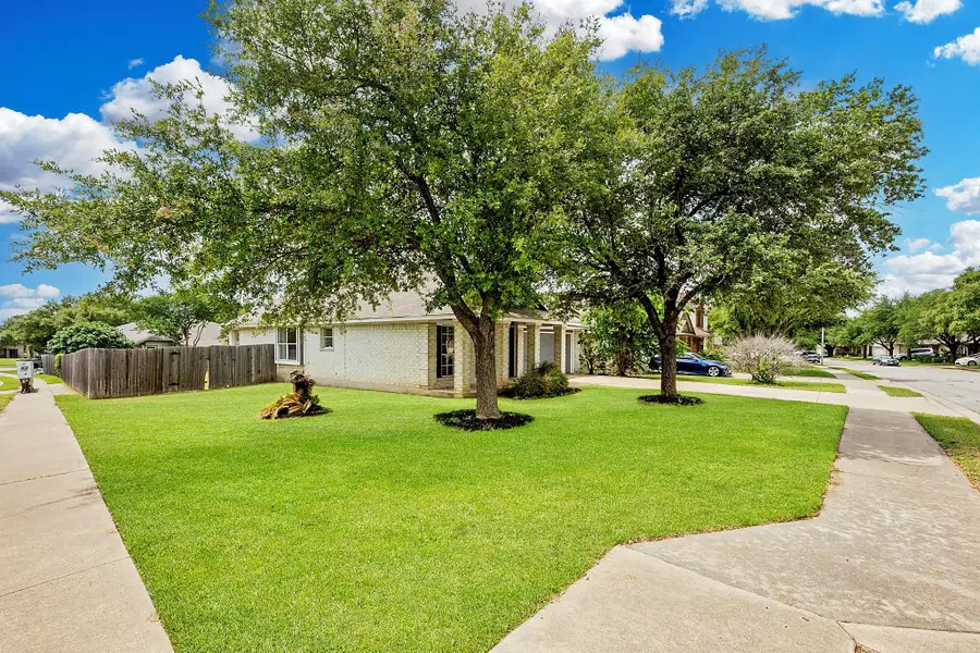 17249 Sandwick Dr, Pflugerville, TX 78660 - #2