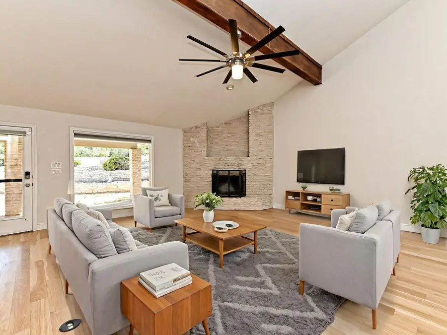 1706 Lakeway Blvd, Lakeway, TX 78734 - Image #2