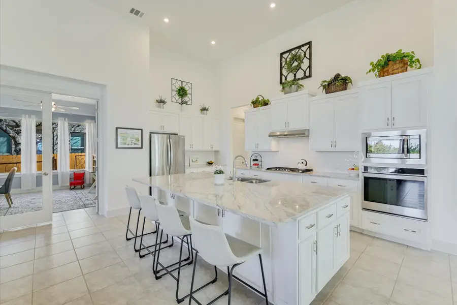 612 Cedar Lake Blvd, Georgetown, TX 78633 - Image #2