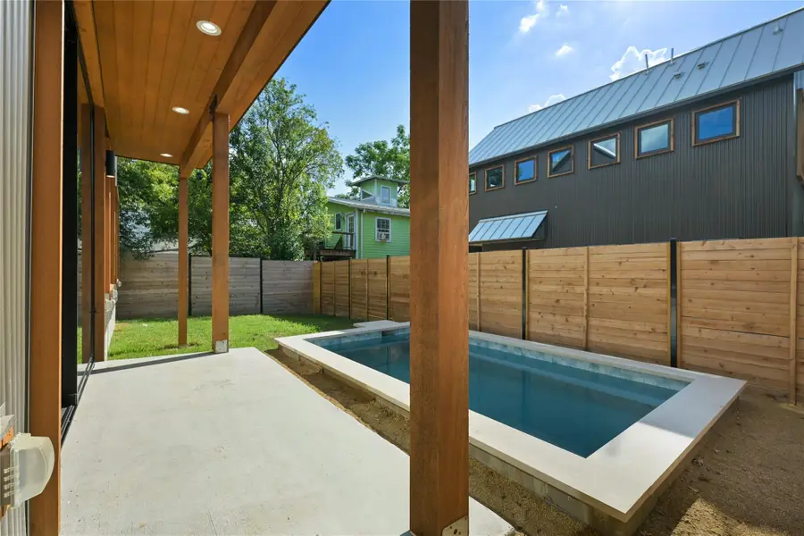 1606 Cedar Ave #A, Austin, TX 78702 - #2