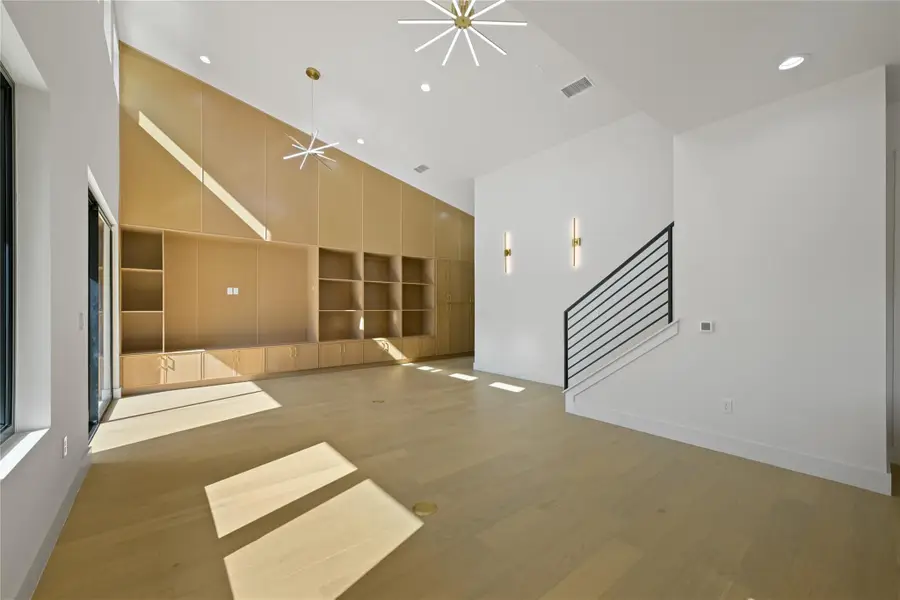 1606 Cedar Ave #A, Austin, TX 78702 - #3