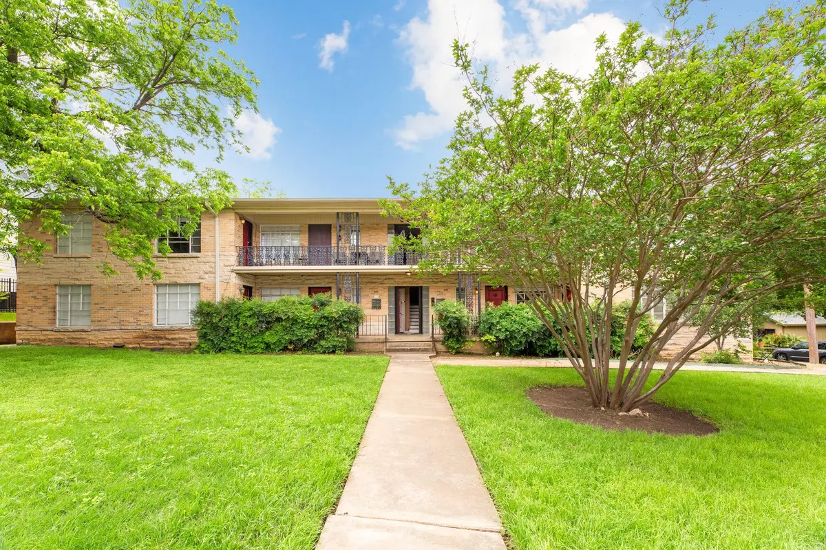 301 E 34th St #107, Austin, TX 78705 - #1