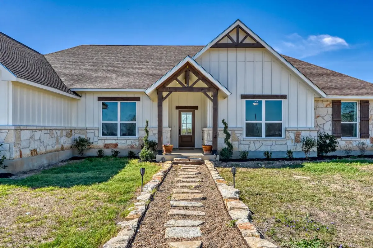 1642 Scull Rd, San Marcos, TX 78666 - #1