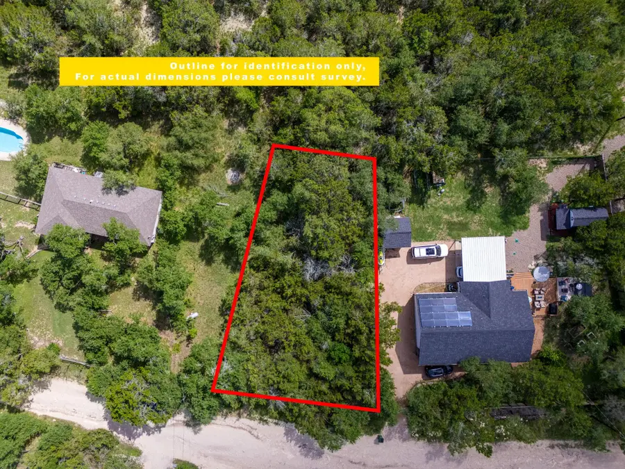 17503 Lake Shore Dr, Dripping Springs, TX 78620 - Image #2