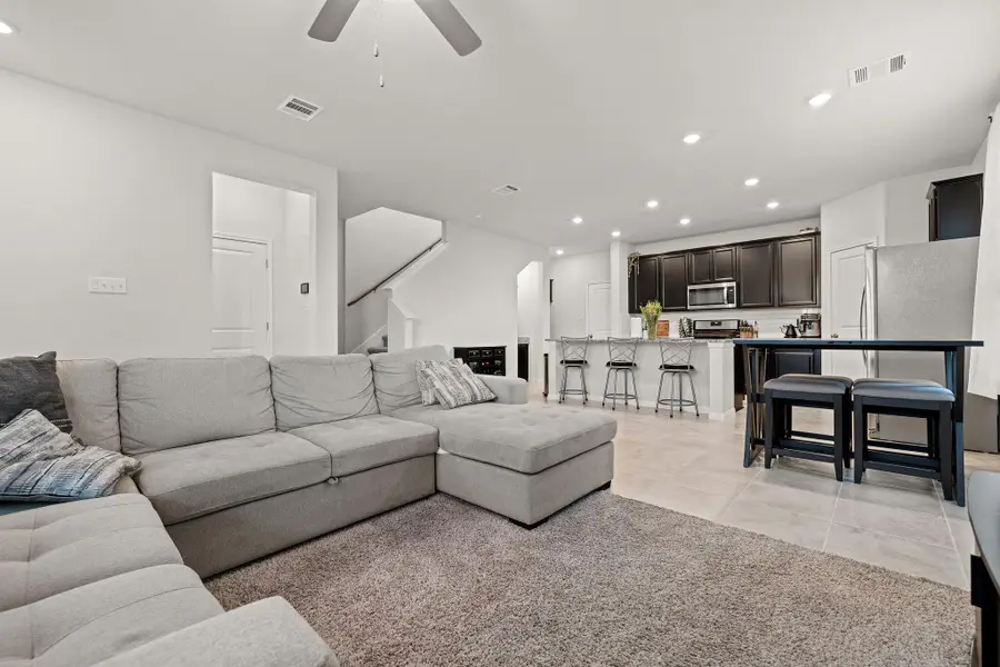 5801 Pleasanton Pkwy, Pflugerville, TX 78660 - #2